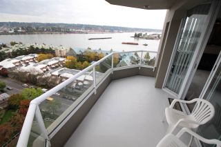 Photo 19: 1607 1135 QUAYSIDE Drive in New Westminster: Quay Condo for sale in "ANCHOR POINTE" : MLS®# R2115931