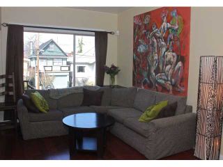 Photo 2: 266 E 26TH Avenue in Vancouver: Main House for sale (Vancouver East)  : MLS®# V886049