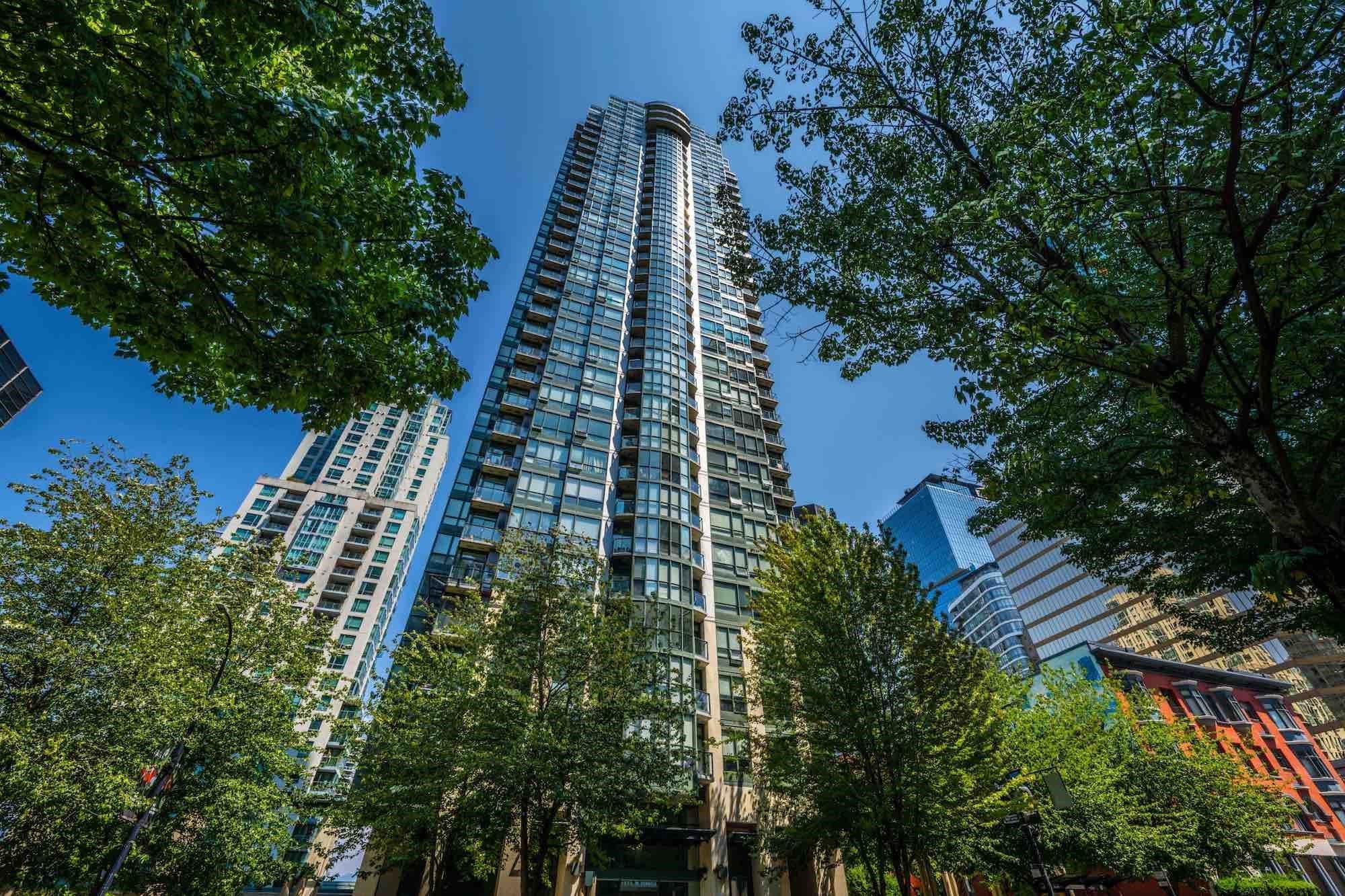 Main Photo: 1606 1239 W GEORGIA Street in Vancouver: Coal Harbour Condo for sale (Vancouver West)  : MLS®# R2832617
