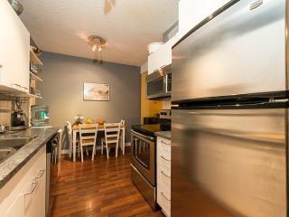 Photo 8: 419 1655 NELSON Street in Vancouver: West End VW Condo for sale in "HEMPSTEAD MANOR" (Vancouver West)  : MLS®# V1035893