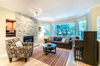 Photo 2: 28 103 PARKSIDE DRIVE in Port Moody: Heritage Mountain Townhouse for sale : MLS®# R2502975