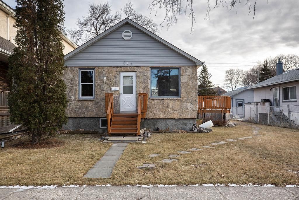 Main Photo: 848 Beresford Avenue in Winnipeg: Lord Roberts Residential for sale (1Aw)  : MLS®# 202028116