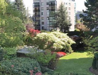 Photo 10: #404 - 1340 Duchess Avenue in West Vancouver: Ambleside Condo for sale : MLS®# R2585670