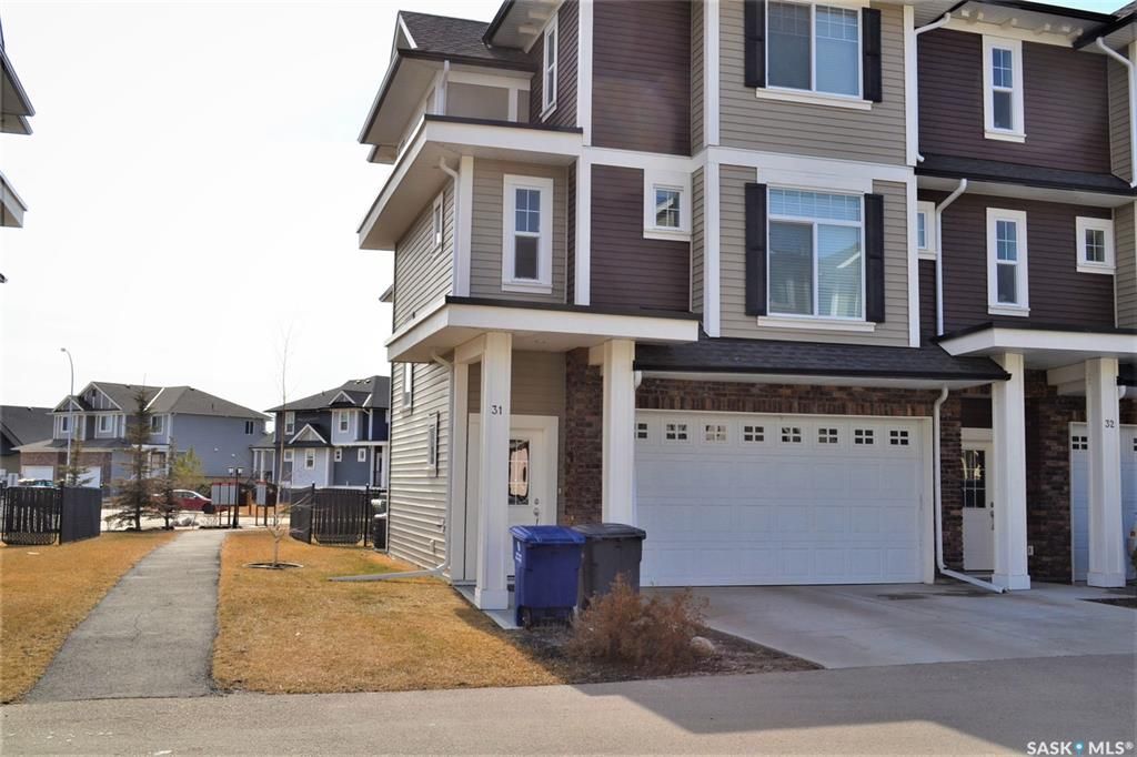 Main Photo: 33 425 Langer Place in Warman: Residential for sale : MLS®# SK757182
