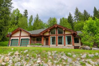 Photo 1: 6511 SPROULE CREEK ROAD in Nelson: House for sale : MLS®# 2472706