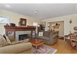 Photo 4: 2011 CREELMAN Avenue in Vancouver: Kitsilano House for sale in "KITS POINT" (Vancouver West)  : MLS®# V1128858