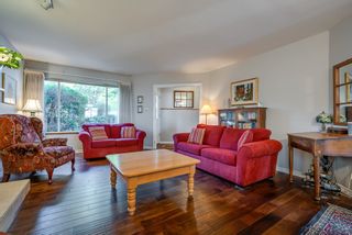Photo 5: 135 W ROCKLAND ROAD in North Vancouver: Upper Lonsdale House for sale : MLS®# R2527443