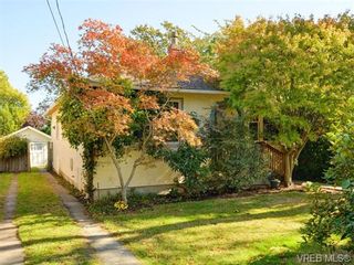 Photo 1: 849 Hampshire Rd in VICTORIA: OB South Oak Bay House for sale (Oak Bay)  : MLS®# 743552