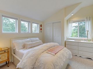 Photo 11: 6785 Greig Crt in Central Saanich: CS Brentwood Bay House for sale : MLS®# 902269