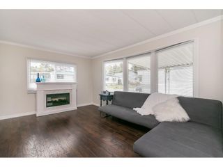 Photo 10: 251 1840 160 Street in Surrey: King George Corridor Manufactured Home for sale in "BREAKAWAY BAYS" (South Surrey White Rock)  : MLS®# R2574472