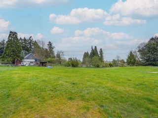 Photo 69: 6466 Oldfield Rd in Central Saanich: CS Saanichton House for sale : MLS®# 960828