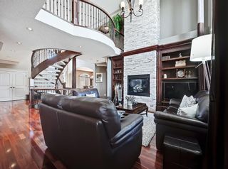 Photo 10: 18 Coulee View SW in Calgary: Cougar Ridge Detached for sale : MLS®# A1145614