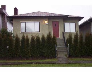 Photo 1: 121 E 42ND Ave in Vancouver: Main House for sale (Vancouver East)  : MLS®# V628107