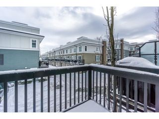 Photo 9: 3 15833 26 Avenue in Surrey: Grandview Surrey Townhouse for sale in "The Brownstones" (South Surrey White Rock)  : MLS®# R2137451