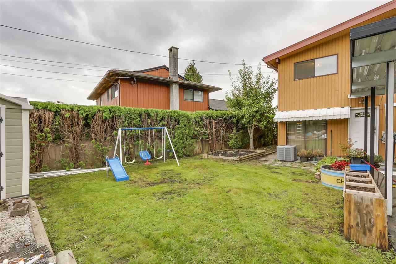 Photo 20: Photos: 6920 HYCREST Drive in Burnaby: Montecito House for sale (Burnaby North)  : MLS®# R2165155