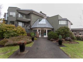 Photo 1: 209 14950 thrift Avenue in : White Rock Condo for sale (South Surrey White Rock)  : MLS®# R2131799