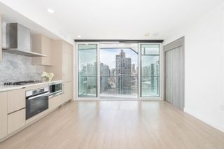 Photo 4: 2204 89 NELSON Street in Vancouver: Yaletown Condo for sale (Vancouver West)  : MLS®# R2803277