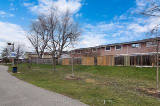 Photo 39: 9 Greenhills Square in Brampton: Northgate House (2-Storey) for sale : MLS®# W8211772