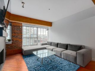 Photo 3: 410 1178 HAMILTON Street in Vancouver: Yaletown Condo for sale in "THE HAMILTON" (Vancouver West)  : MLS®# R2040939