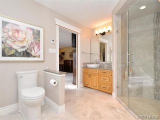 Photo 11: 917 Maltwood Terr in VICTORIA: SE Broadmead House for sale (Saanich East)  : MLS®# 751326