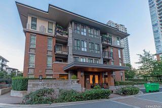 Photo 2: 311 1135 WINDSOR Mews in Coquitlam: New Horizons Condo for sale in "BRADLEY HOUSE AT WINDSOR GATE" : MLS®# R2716547