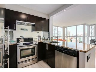 Photo 5: 2309 1188 RICHARDS Street in Vancouver: Yaletown Condo for sale in "PARK PLAZA" (Vancouver West)  : MLS®# V1112068