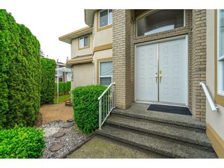 Photo 3: 11048 163A Street in Surrey: Fraser Heights House for sale (North Surrey)  : MLS®# R2700375