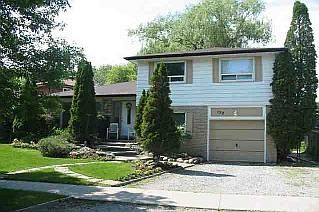 Photo 1: 122 DARLINGSIDE DR in TORONTO: Freehold for sale