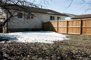 Photo 18: 235 Fairlane Avenue in Winnipeg: Crestview Residential for sale (5H)  : MLS®# 1807343