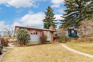 Photo 3: 1125 Trafford Drive NW in Calgary: Thorncliffe Detached for sale : MLS®# A1201943
