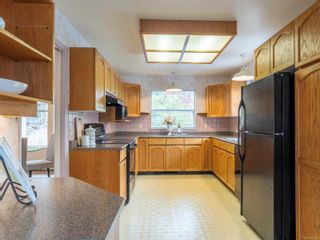 Photo 3: 1650 Barrett Dr in North Saanich: NS Dean Park House for sale : MLS®# 855939