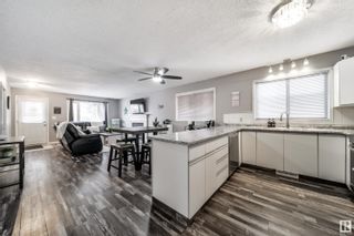Photo 7: 4411 123 Avenue in Edmonton: Zone 23 House Half Duplex for sale : MLS®# E4372498