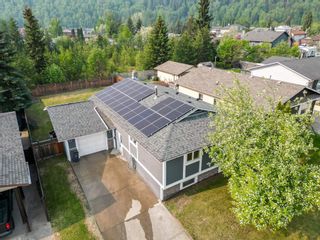 Photo 1: 2905 CHRISTOPHER Crescent in Prince George: Pinecone House for sale in "Pinecone" (PG City West)  : MLS®# R2768447