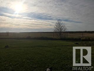 Photo 17: 26417 Meadowview Drive: Rural Sturgeon County House for sale : MLS®# E4264604