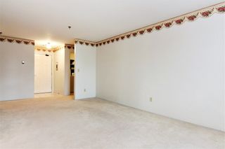 Photo 5: 207 33535 KING Road in Abbotsford: Poplar Condo for sale in "CENTRAL HEIGHTS MANOR" : MLS®# R2357537