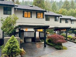 Photo 1: 2052 DEEP COVE Crescent in North Vancouver: Deep Cove Townhouse for sale in "Village Cove" : MLS®# R2826035