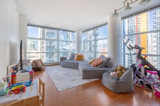 Photo 3: 1806 111 W GEORGIA Street in Vancouver: Downtown VW Condo for sale in "Spectrum 1" (Vancouver West)  : MLS®# R2749805