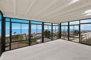 Photo 7: POINT LOMA House for sale : 3 bedrooms : 730 Amiford in San Diego