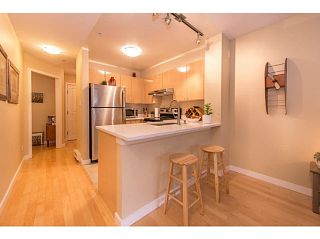 Photo 14: 206 3278 HEATHER Street in Vancouver: Cambie Condo for sale in "The Heatherstone" (Vancouver West)  : MLS®# V1121190