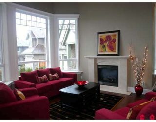 Photo 2: 3079 162 Street in South Surrey: Grandview Surrey Home for sale ()  : MLS®# F2911119