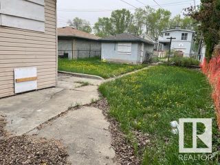 Photo 2: 9523 110 Avenue in Edmonton: Zone 13 House for sale : MLS®# E4321413