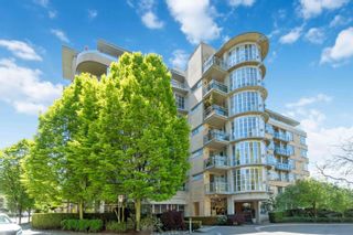 Main Photo: 608 2655 CRANBERRY Drive in Vancouver: Kitsilano Condo for sale (Vancouver West)  : MLS®# R2881782