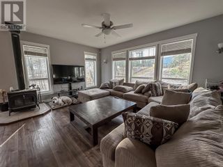 Photo 15: 7265 Dunwaters Drive in Kelowna: House for sale : MLS®# 10288662
