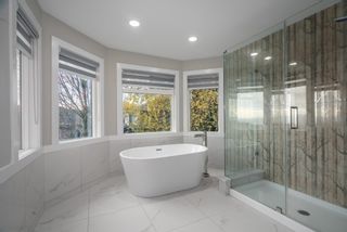 Photo 12: 1690 DEER'S LEAP Place in Coquitlam: Westwood Plateau House for sale : MLS®# R2739543