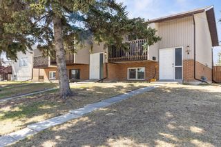 Photo 2: 1303 25 Street SE in Calgary: Albert Park/Radisson Heights Row/Townhouse for sale : MLS®# A1211795
