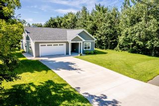 Photo 3: 10 Spartan Avenue in Berwick: Kings County Residential for sale (Annapolis Valley)  : MLS®# 202324675