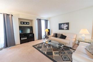 Photo 4: 11 Hobart Place in Winnipeg: Residential for sale (2F)  : MLS®# 202103329