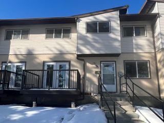 Main Photo: 35 4531 7 Avenue SE in Calgary: Forest Heights Row/Townhouse for sale : MLS®# A2032711