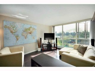 Photo 2: 203 1318 HOMER Street in Vancouver: Downtown VW Condo for sale in "GOVERNOR'S VILLA" (Vancouver West)  : MLS®# V817450