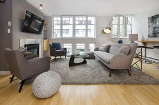 Photo 1: 301 1072 Hamilton Street in Crandall: Yaletown Home for sale () 